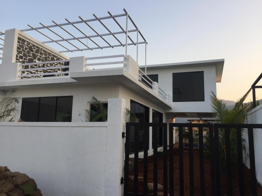 Platinum Villa 3Bhk Лонавла Екстер'єр фото
